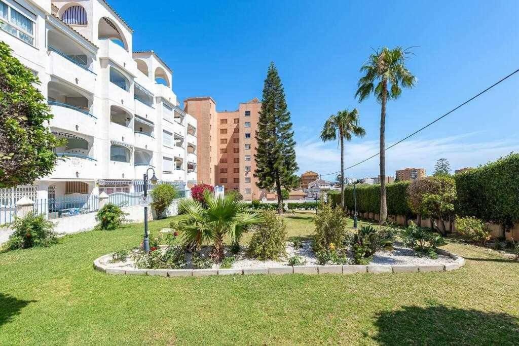 797 Holiday Rentals- Hermoso Apartamento Para 4 En Benalmádena Esterno foto