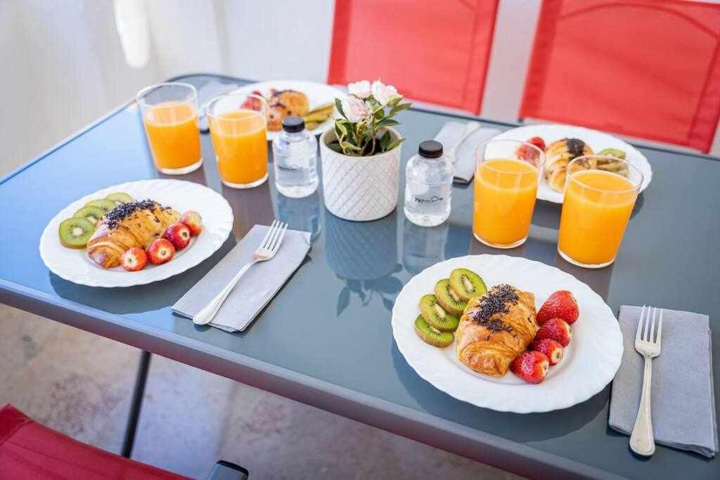 797 Holiday Rentals- Hermoso Apartamento Para 4 En Benalmádena Esterno foto